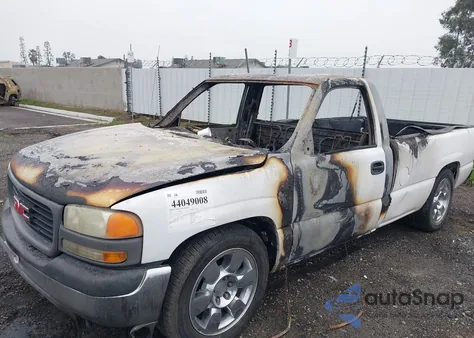 2001 GMC Sierra 1500 Sl из США, поврежденный, VIN 1GTEC14V31E900985